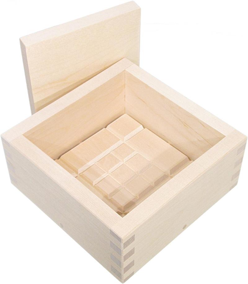 Pinetta_puinen_juustomuotti_14x14cm