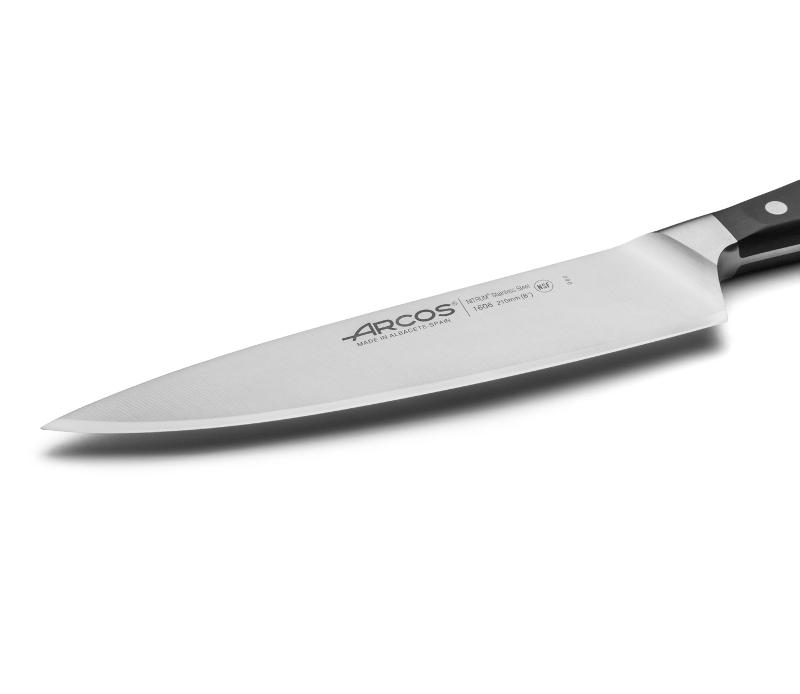 Arcos_Manhattan_taottu_kokkiveitsi_21cm