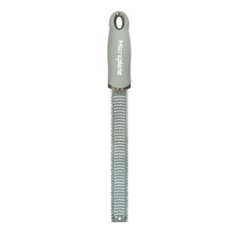 microplane raastin