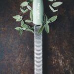 microplane raastin