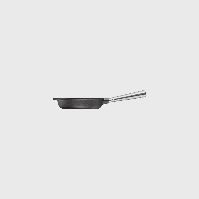 Skeppshult_valurautapannu_20cm