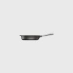 Skeppshult_valurautapannu_25cm